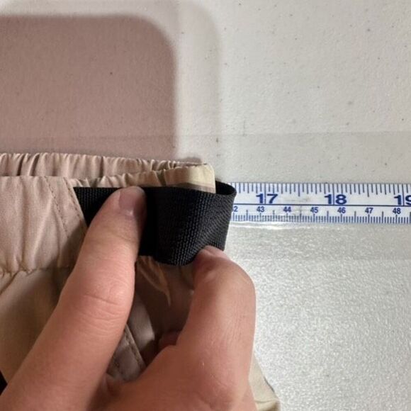 LL Bean Men’s Tan Nylon Pull On Hiking Outdoor Safari Shorts‎ Size Medium - Picture 7 of 11